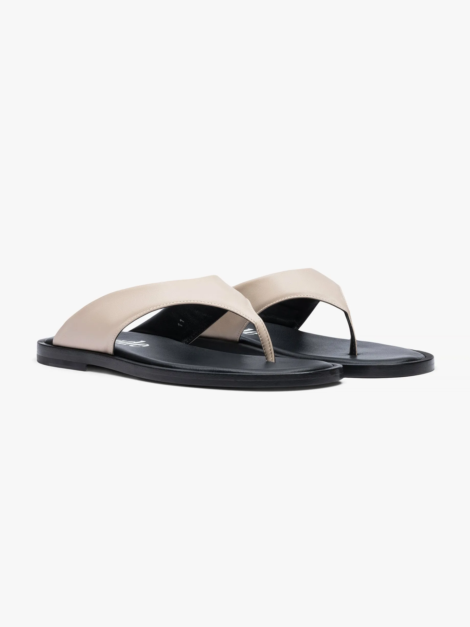 LOUNGE THONG FLIP FLOPS