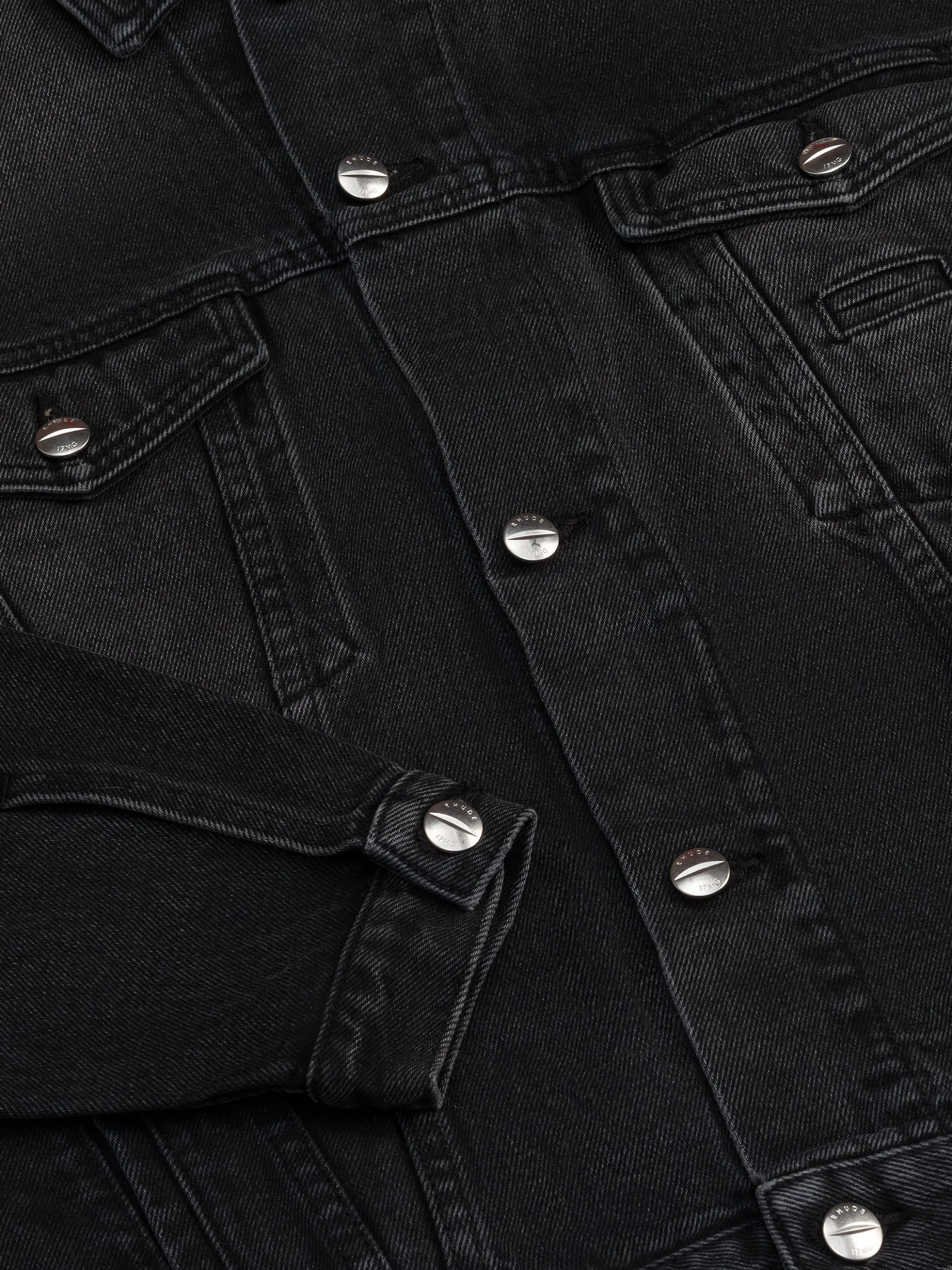 OVERSIZED DENIM TRUCKER JACKET