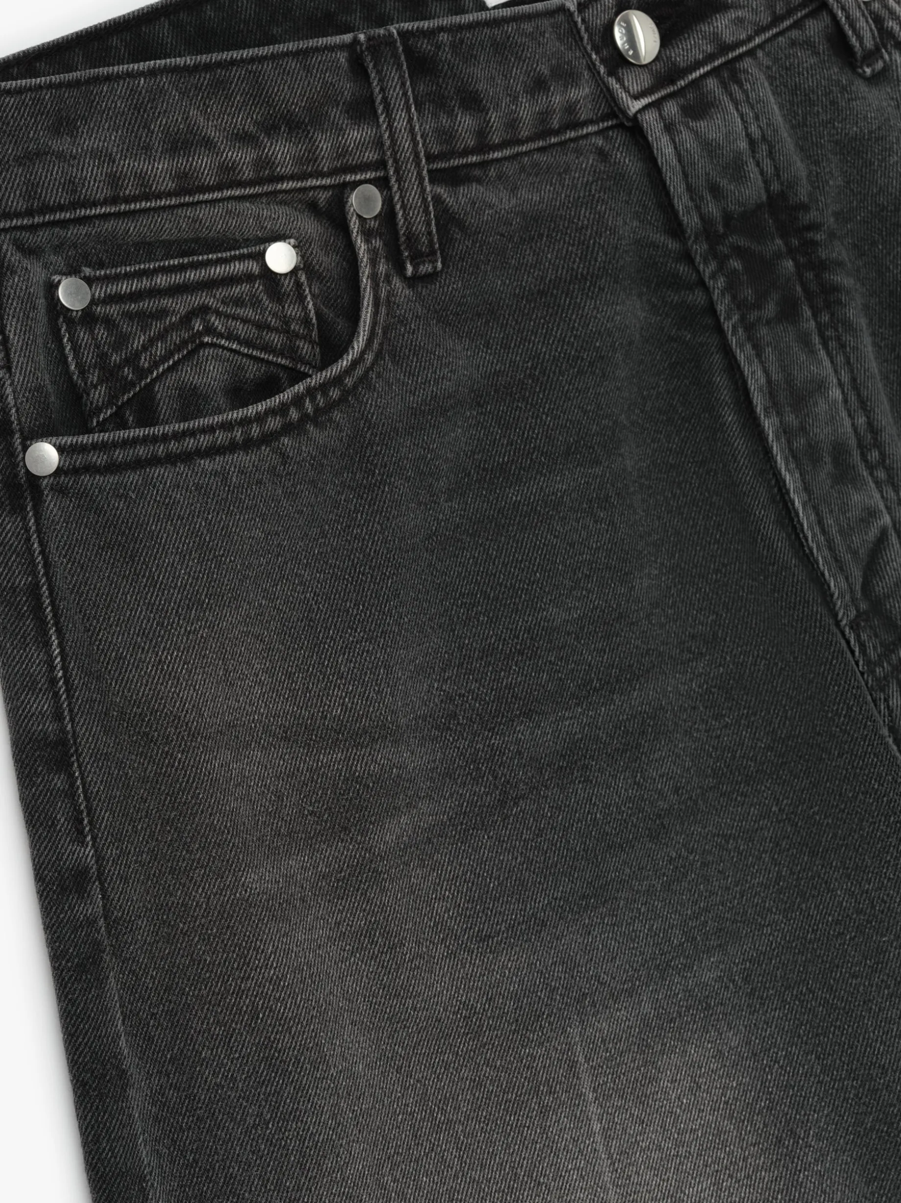 WIDE LEG DENIM